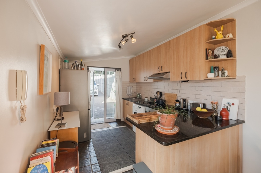 0 Bedroom Property for Sale in Vredehoek Western Cape
